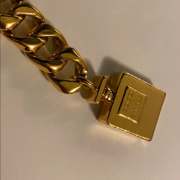 Vintage Chanel Chain Belt - Picture 5 of 7
